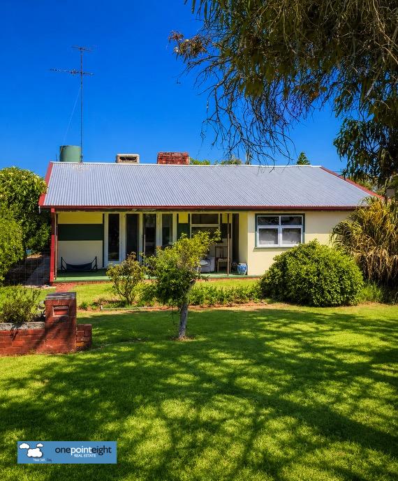 25 Comet St, Dudley Park, WA 6210
