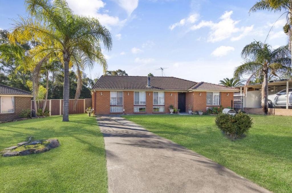 8 Julie Cres, St Clair, NSW 2759