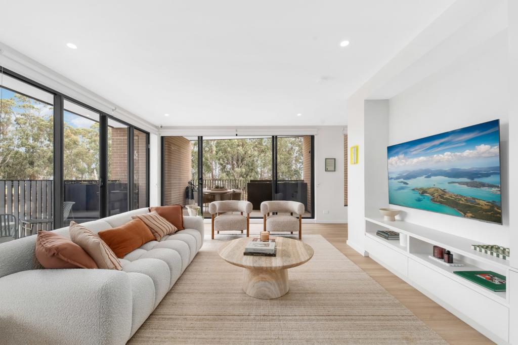 2 Bezentin Ridge Rd, Edmondson Park, NSW 2174