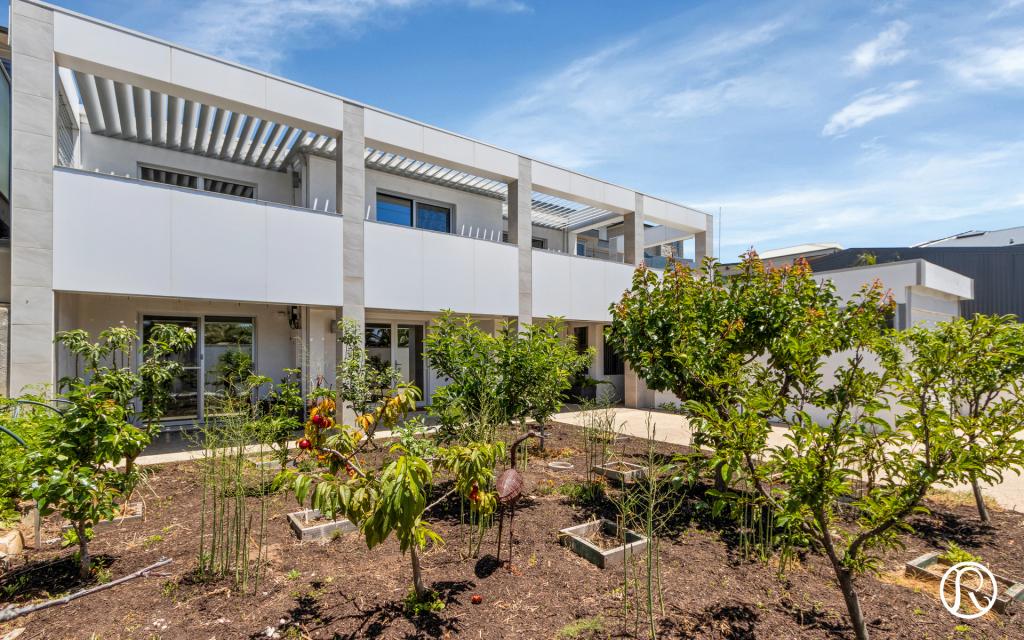 15 Military Rd, Tennyson, SA 5022