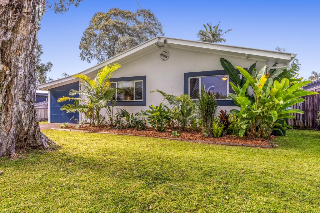 6 Lows Dr, Pacific Paradise, QLD 4564