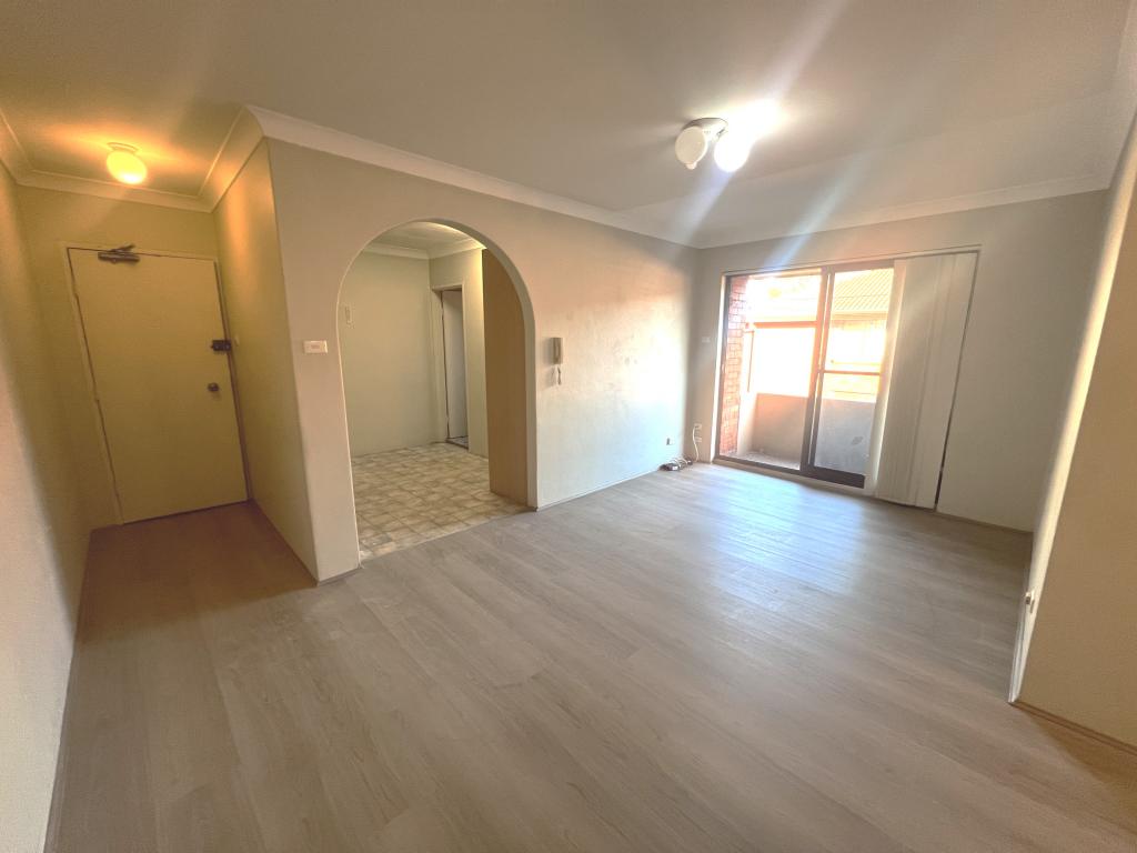19/10-12 Forbes St, Warwick Farm, NSW 2170