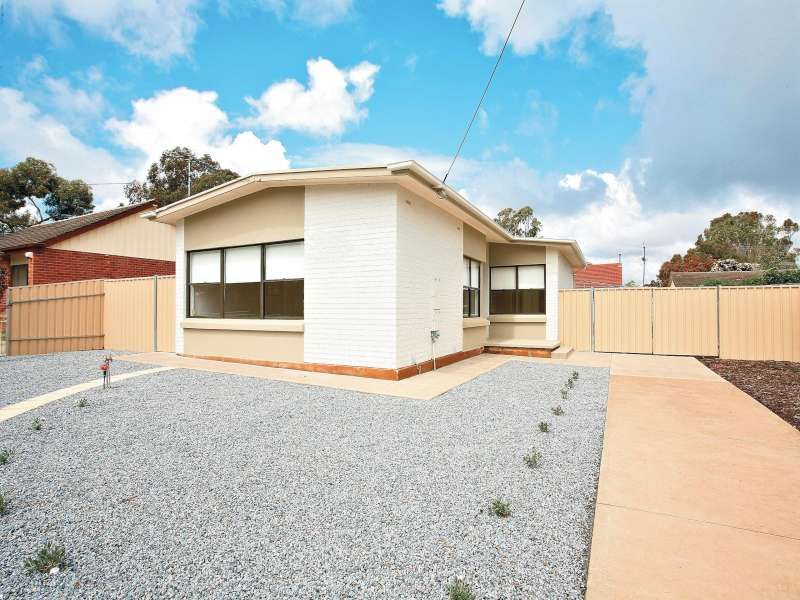 15 Hinsley Rd, Smithfield Plains, SA 5114