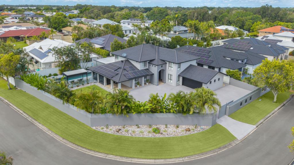 9 Wallaby Cct, Pelican Waters, QLD 4551