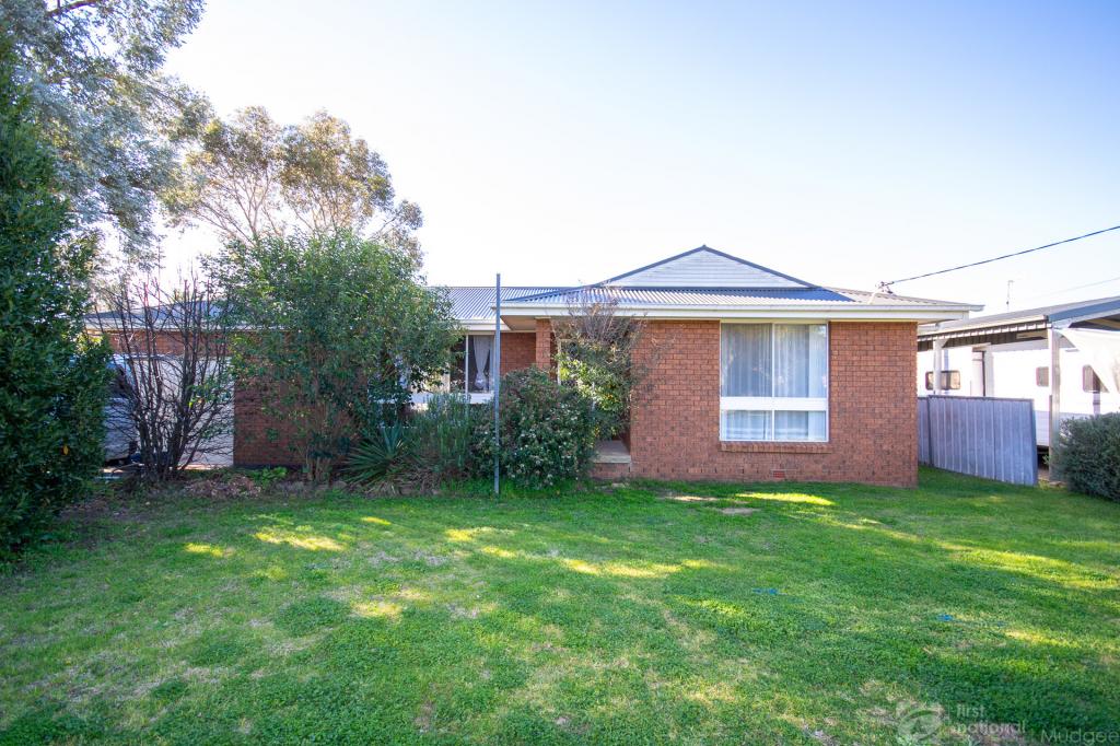 4 Scenic Cl, Mudgee, NSW 2850