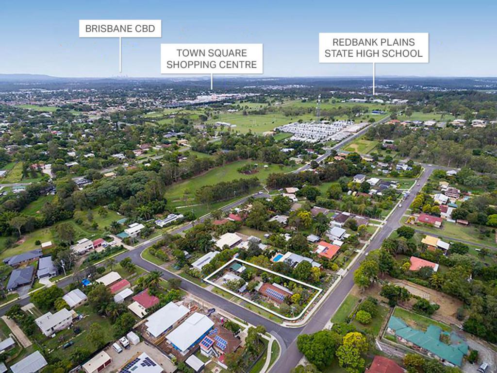 25 Shanahan Pde, Redbank Plains, QLD 4301