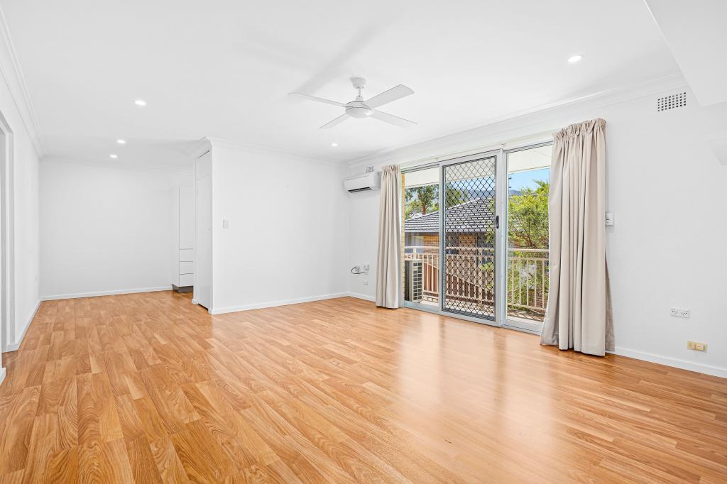 2/7 ZELANG AVE, FIGTREE, NSW 2525