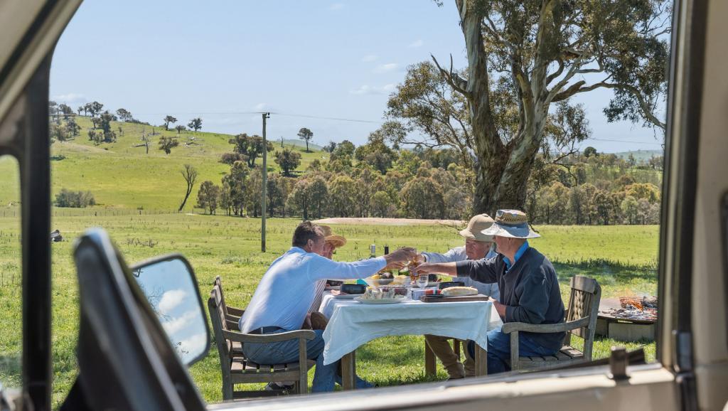 "Banjo'S", 28234 Hume Hwy, Bowning, NSW 2582