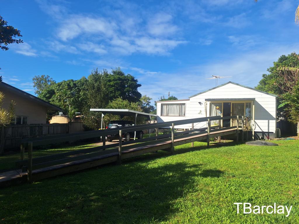 62 High Central Rd, Macleay Island, QLD 4184