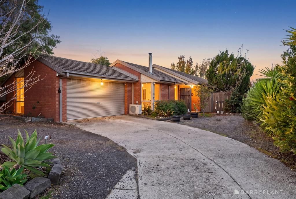 15 Gandara Ct, Kurunjang, VIC 3337