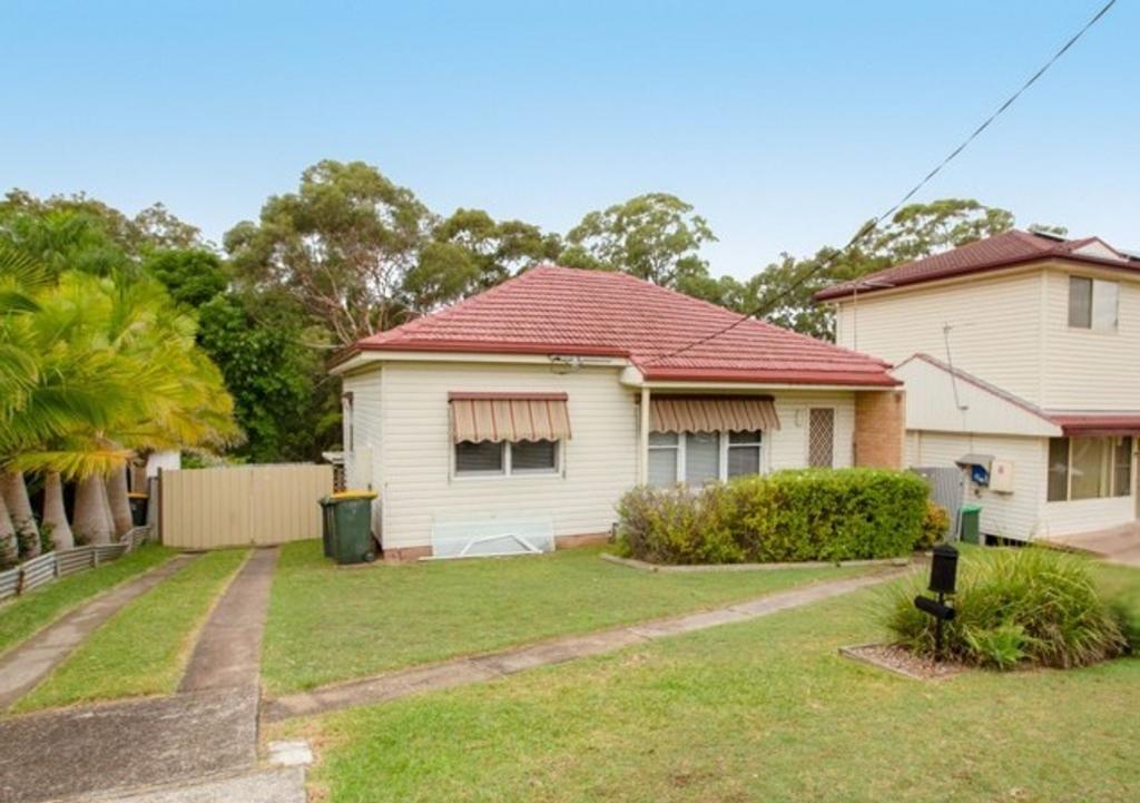 28 Mills St, Warners Bay, NSW 2282