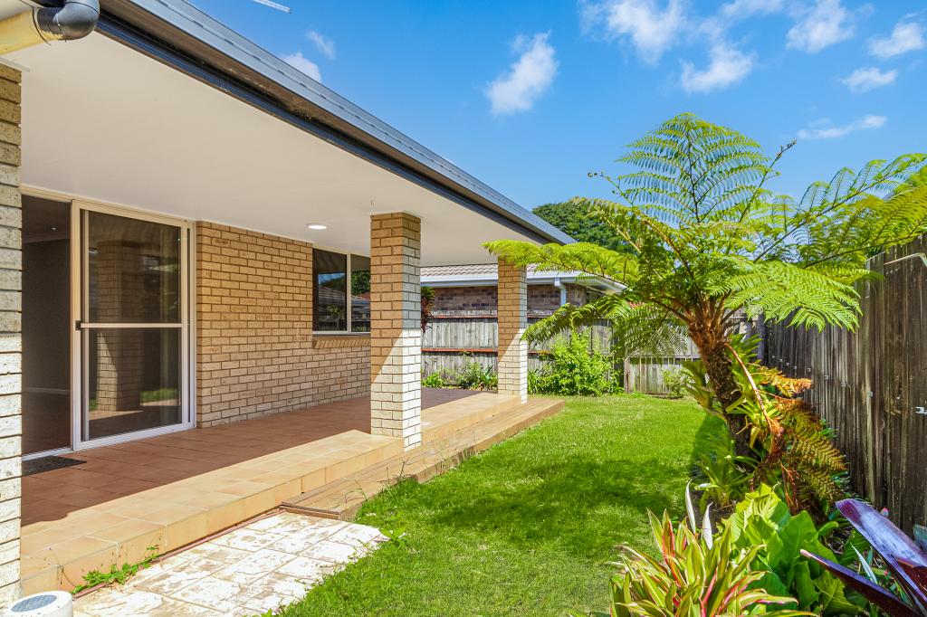 2/4 Parkland Pl, Banora Point, NSW 2486