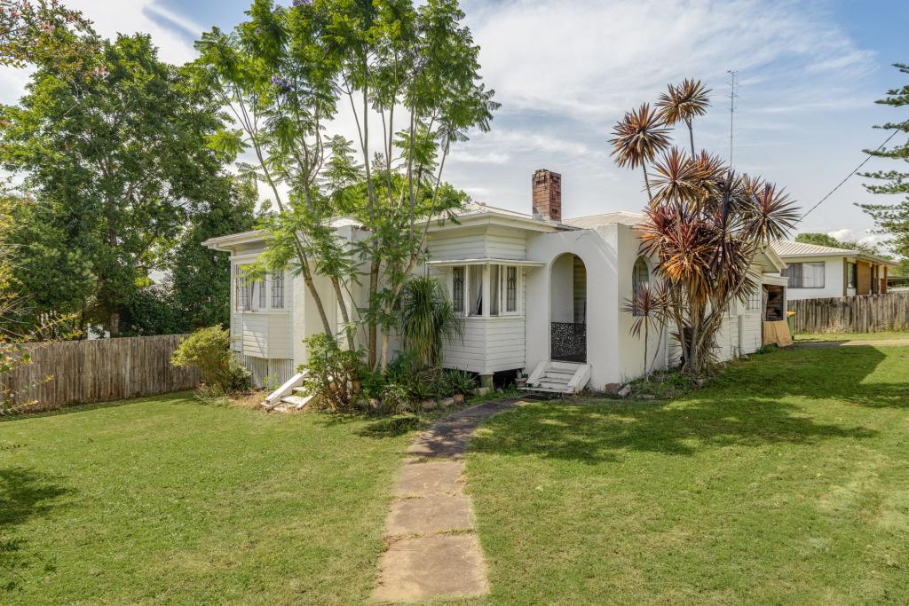 91 RUTHVEN ST, HARLAXTON, QLD 4350