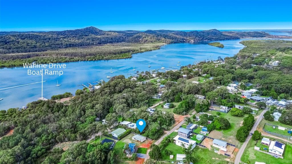 25 Main View Dr, Russell Island, QLD 4184