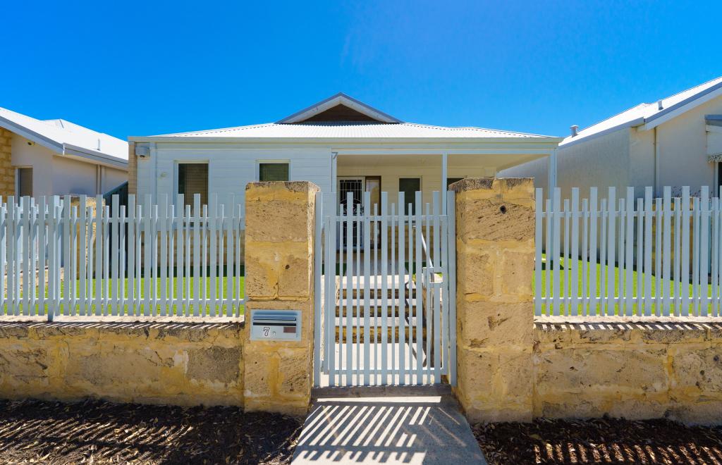 7 Azure Mews, Yanchep, WA 6035