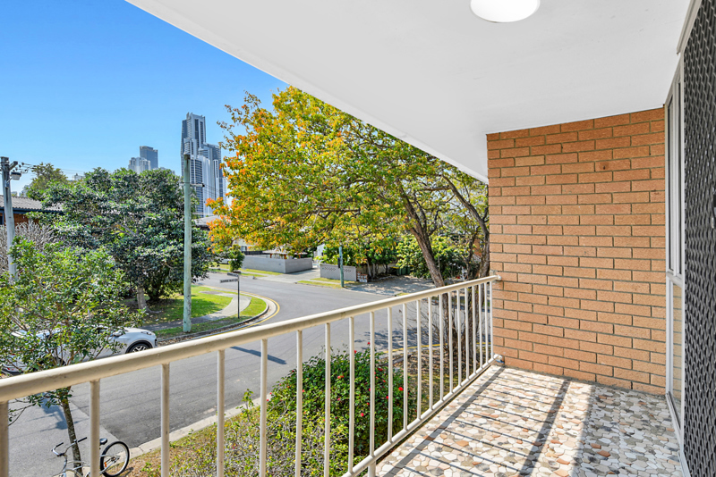 5/2 Sunrise Bvd, Surfers Paradise, QLD 4217