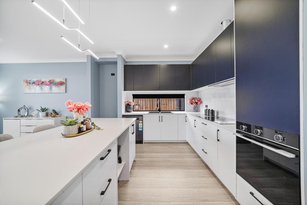 6 Irving Way, Belivah, QLD 4207