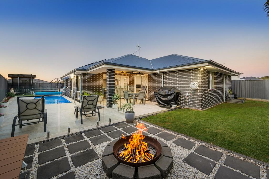 10 Harvest St, Thrumster, NSW 2444