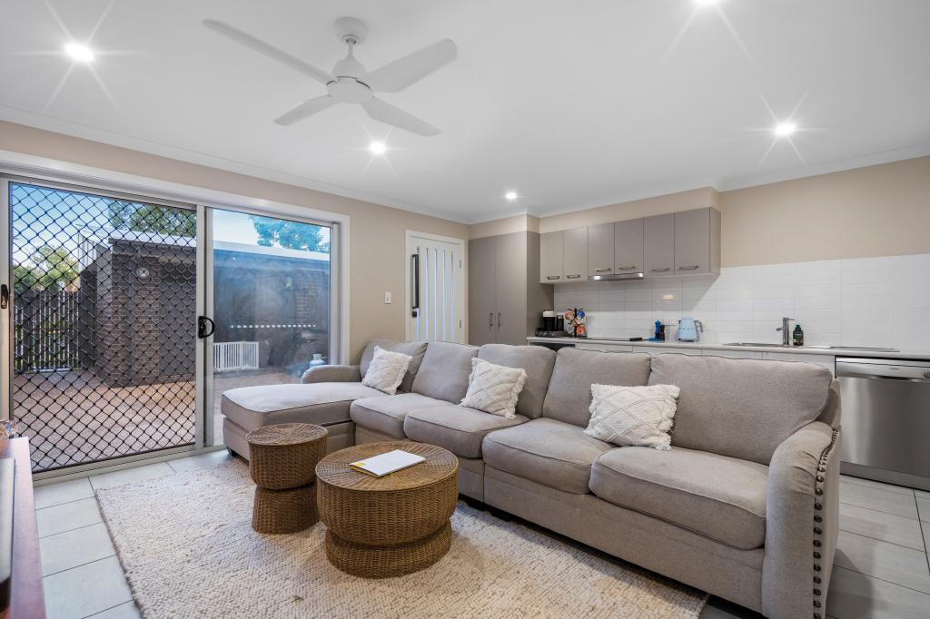 76 Glorious Prom, Redbank Plains, QLD 4301