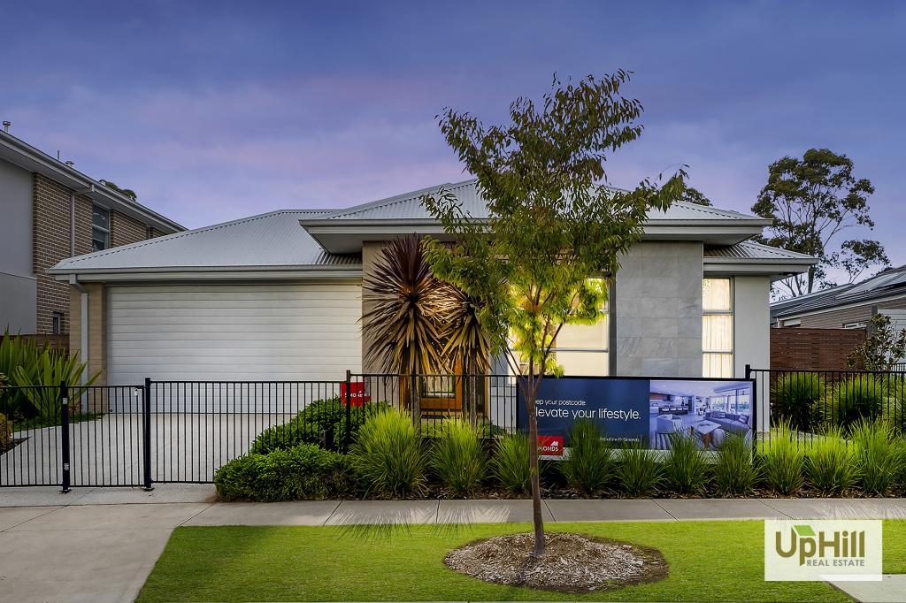 42 Huey Cct, Cranbourne, VIC 3977