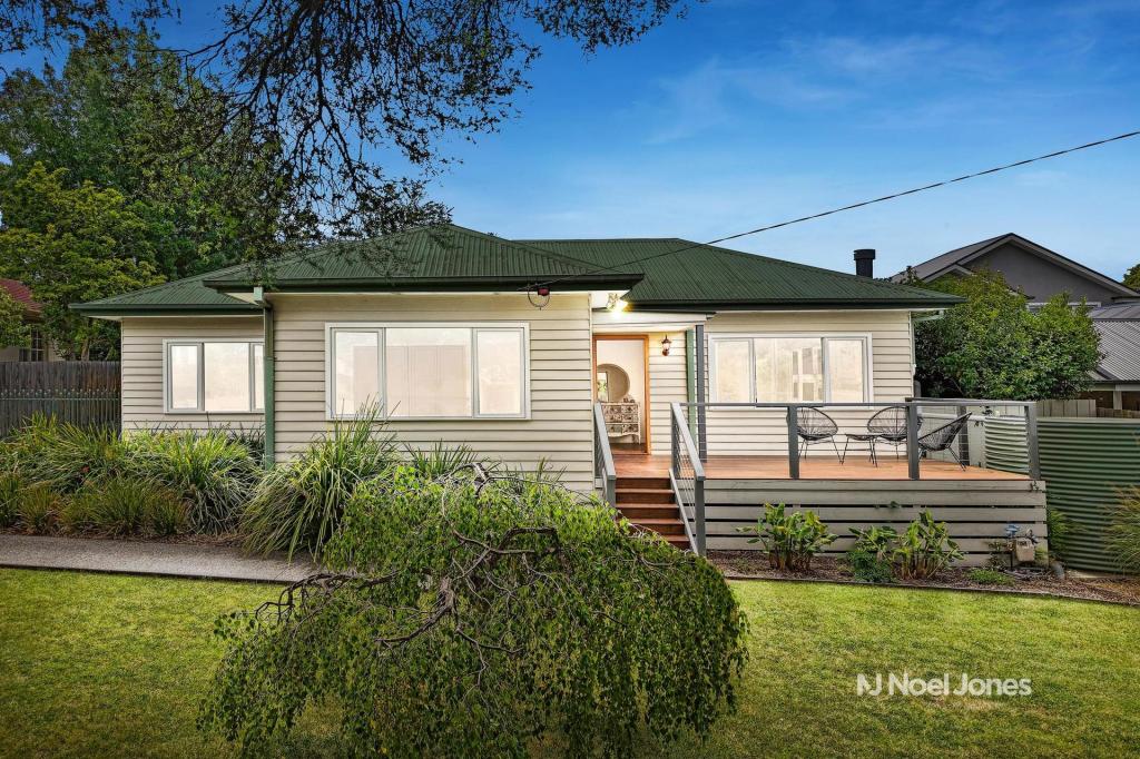 13 SIMPSON ST, MITCHAM, VIC 3132