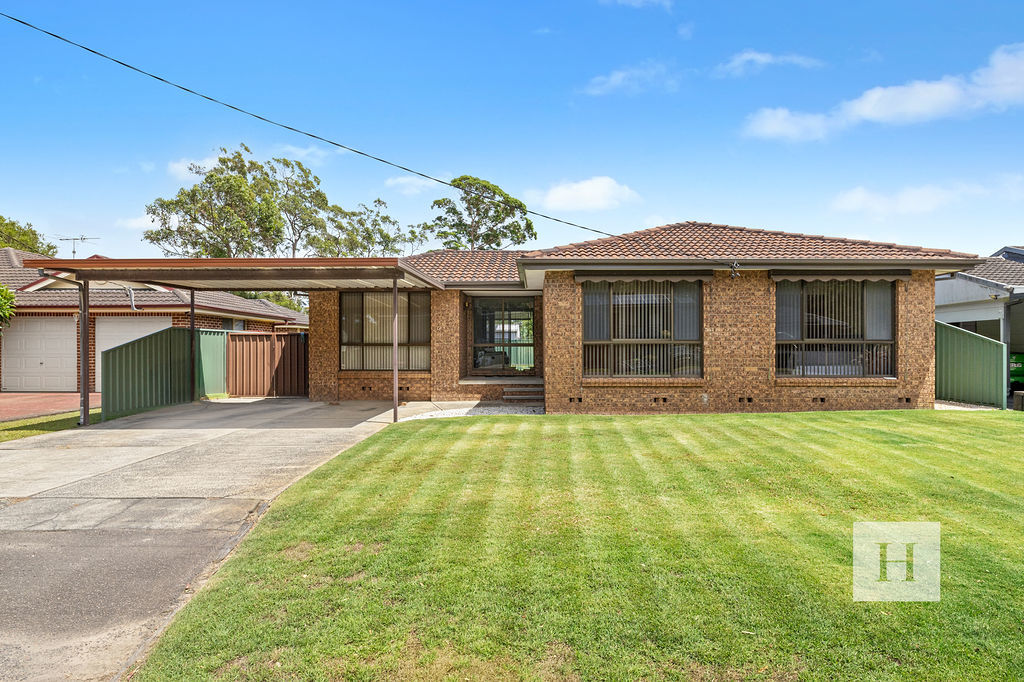 8 Penguin Rd, Blue Haven, NSW 2262