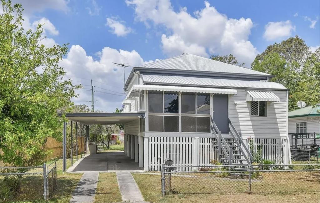4 John St, Redbank, QLD 4865