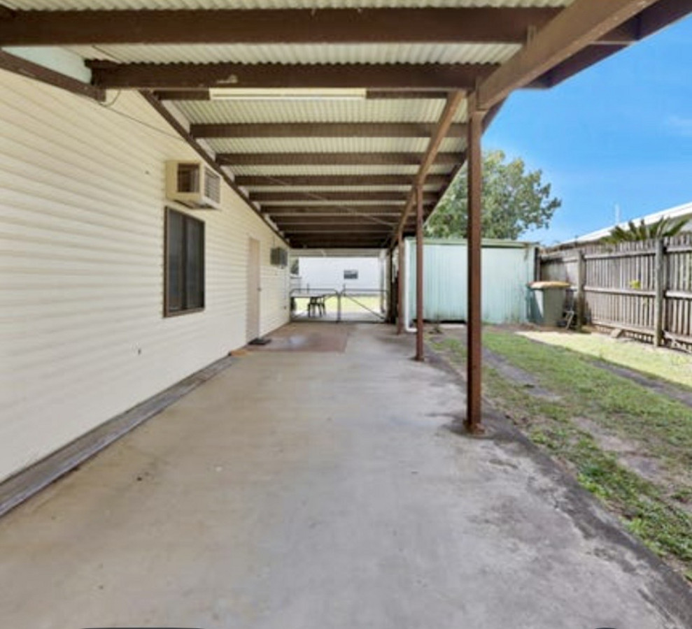 36 Prince Charles Ave, Seaforth, QLD 4741