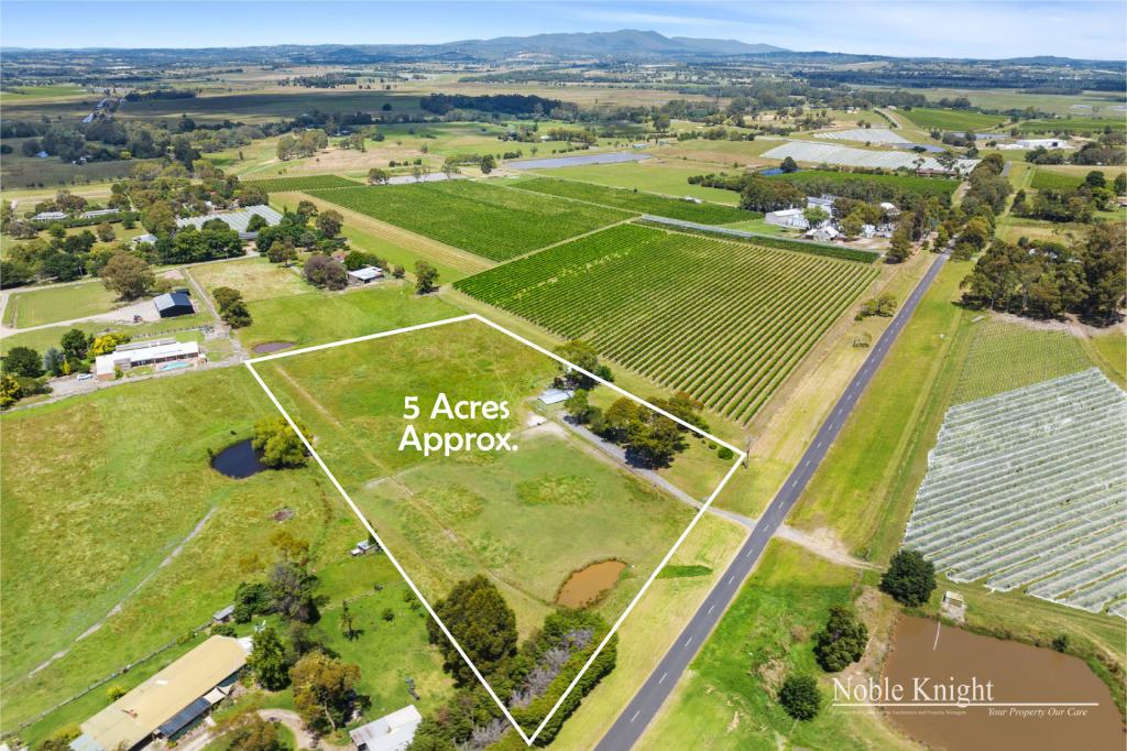 145 Glenview Rd, Yarra Glen, VIC 3775