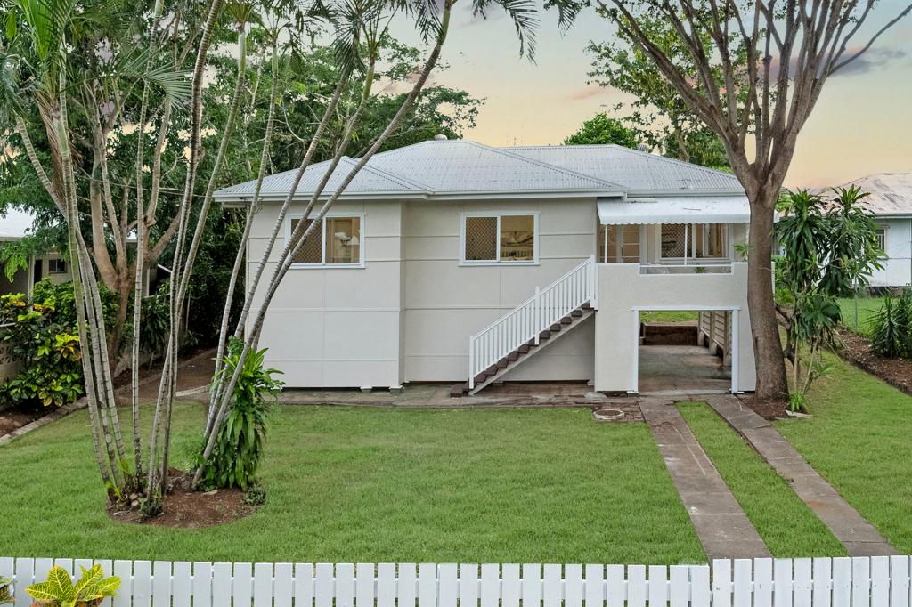 54 Bayswater Rd, Hyde Park, QLD 4812