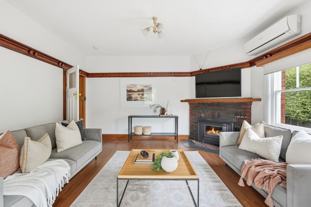 2 Lasswade Ave, Sandy Bay, TAS 7005