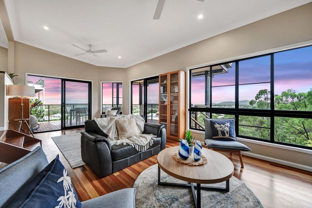 4 Gemma Ct, Bushland Beach, QLD 4818