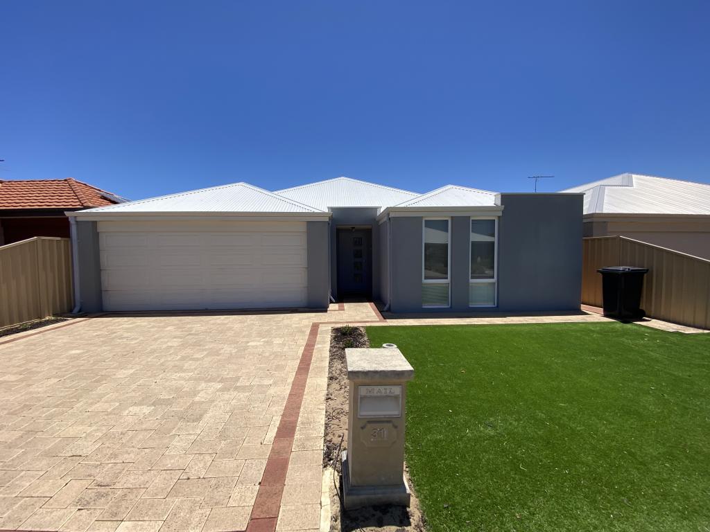 31 Amalfi Way, Canning Vale, WA 6155