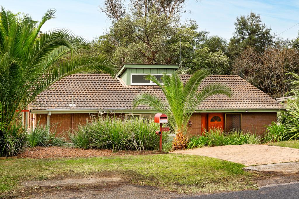 24 CATHERINE CRES, BLAXLAND, NSW 2774