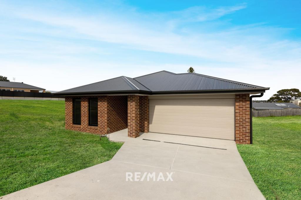 61 Lakeview Dr, Lakes Entrance, VIC 3909