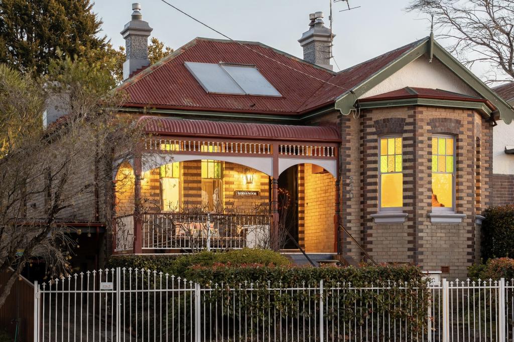 220 Bathurst Rd, Katoomba, NSW 2780