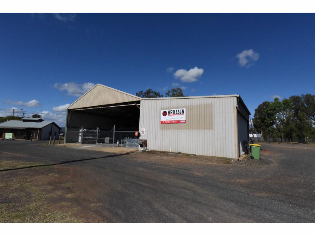 90 & 110 Old College Rd, Gatton, QLD 4343