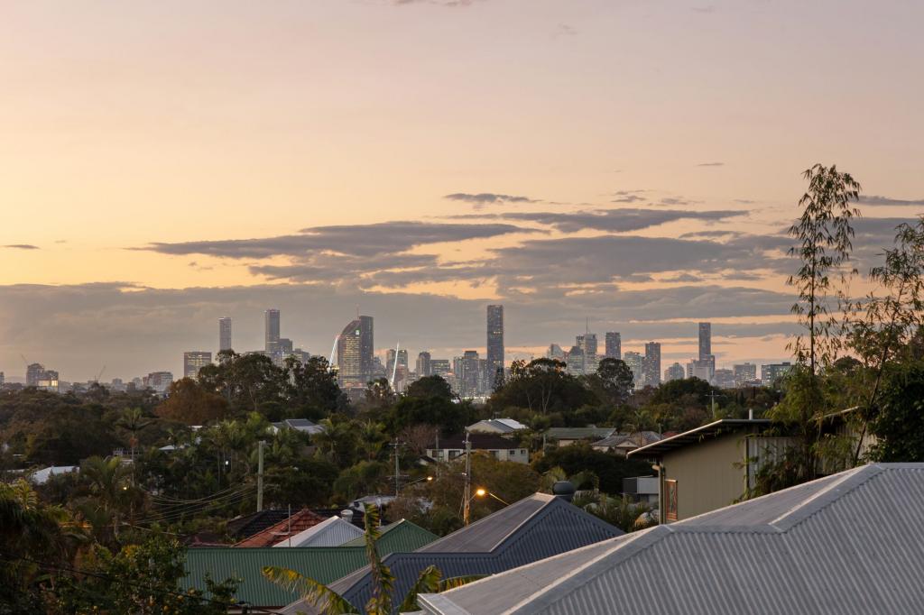 36 Monash Rd, Tarragindi, QLD 4121