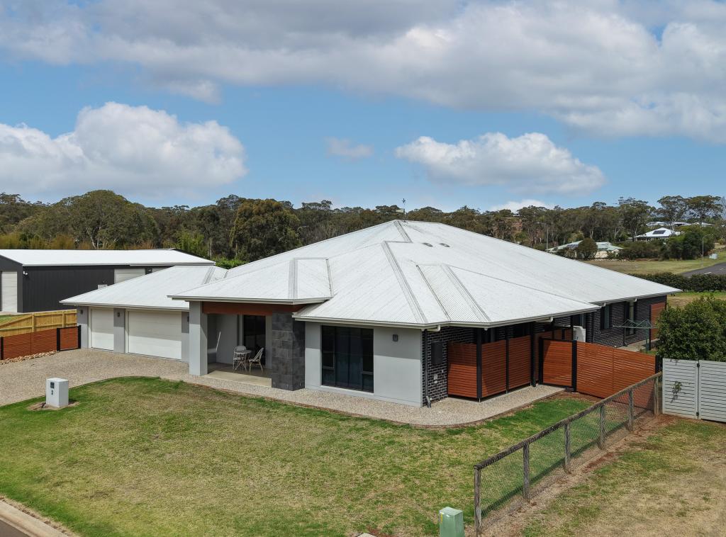 3 Lilly Ave, Highfields, QLD 4352