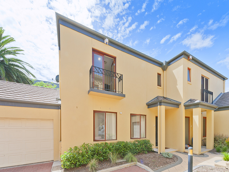 20c Robert St, Glenelg South, SA 5045