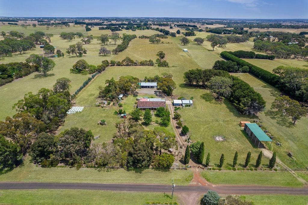 283 Church Rd, Yulecart, VIC 3301