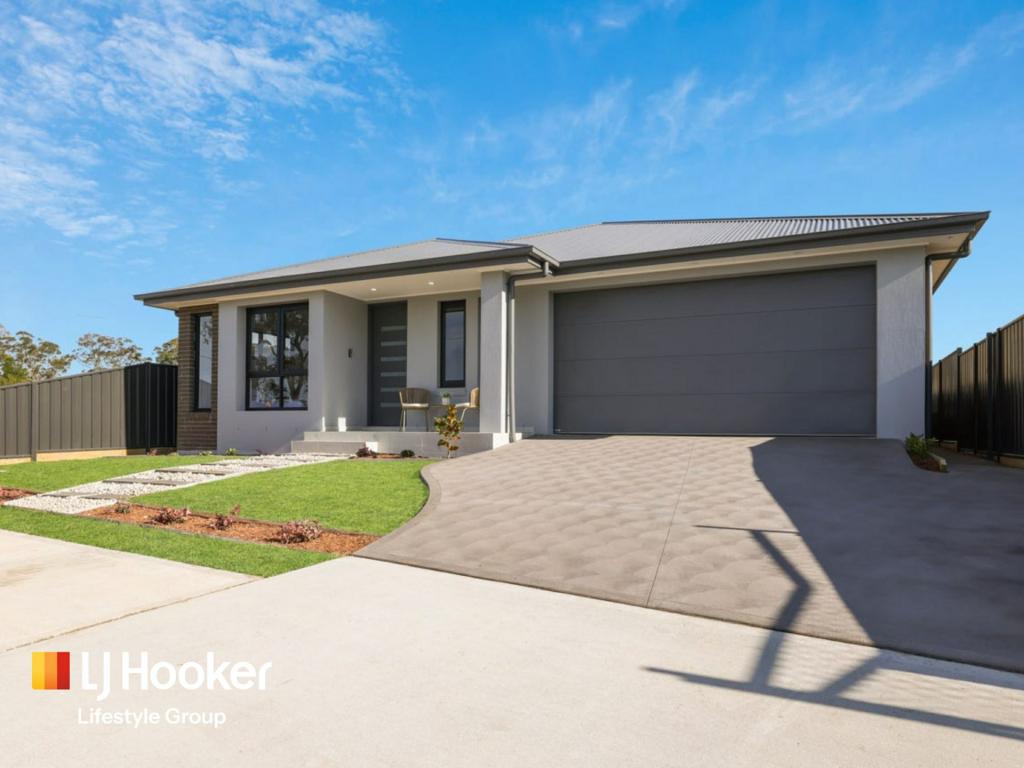 18 Dennis St, Thirlmere, NSW 2572