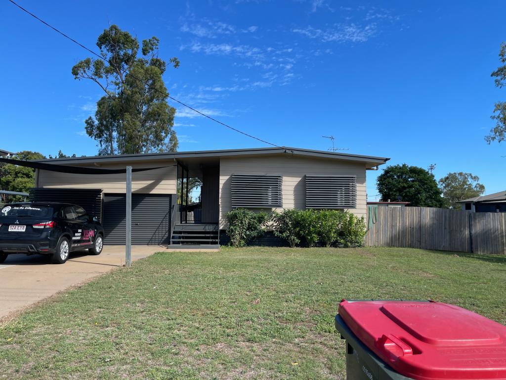 17 Flight Dr, Moranbah, QLD 4744