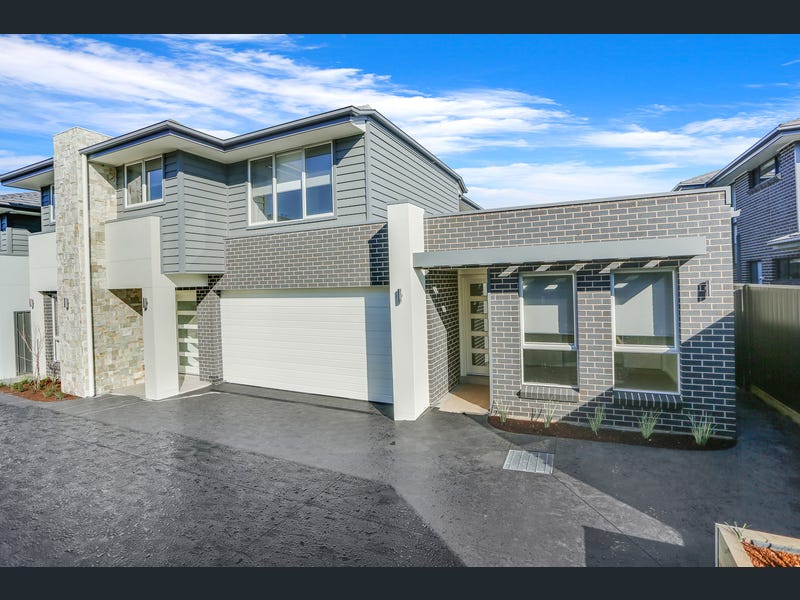 GRANNY 10A DELMAR ST, BOX HILL, NSW 2765