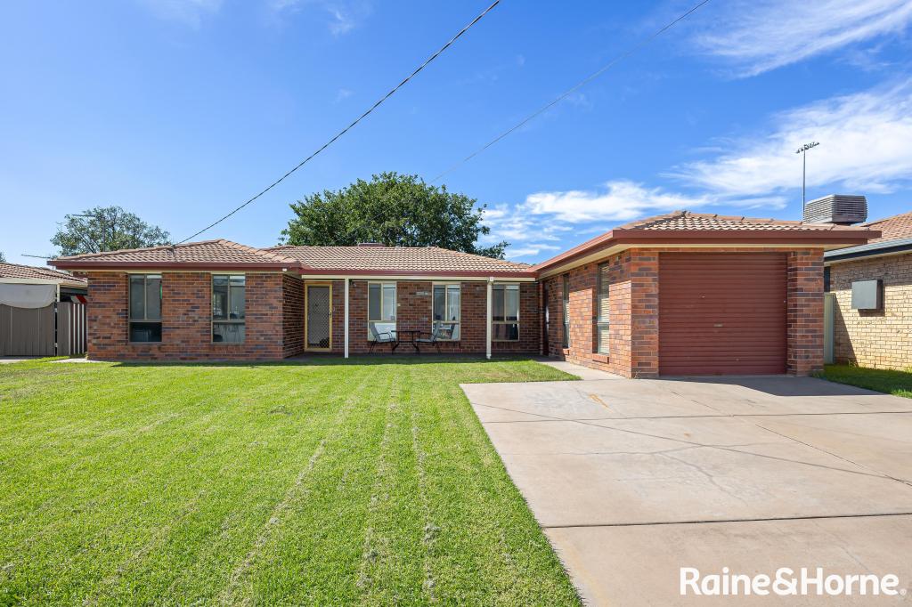 23 Forrest St, Lake Albert, NSW 2650