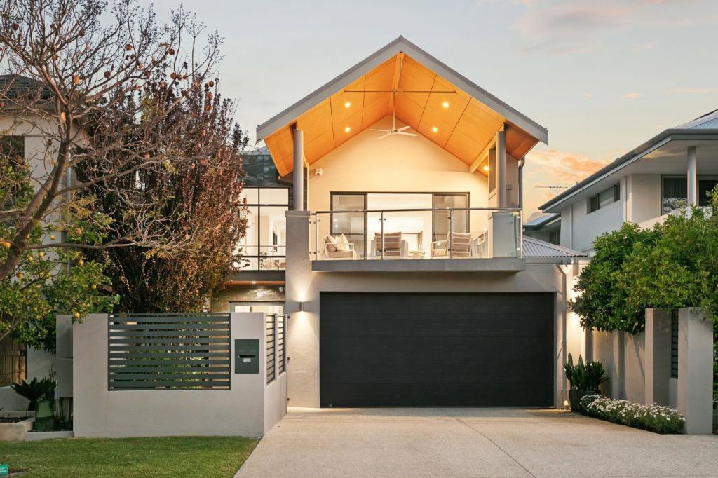 17 Howard Pde, Salter Point, WA 6152