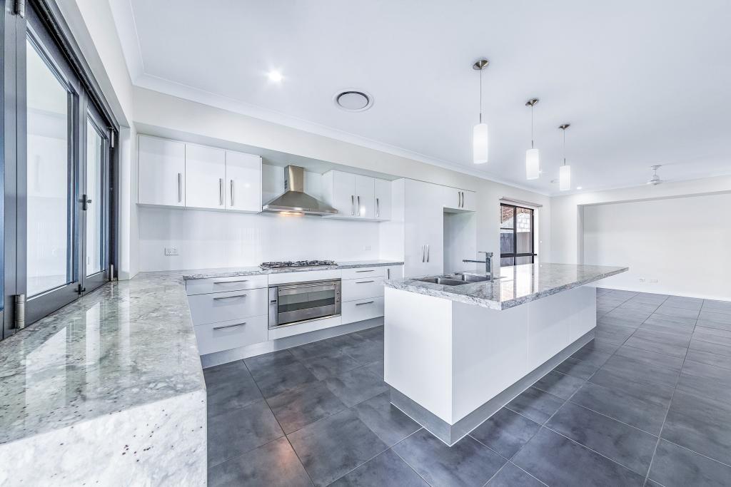 26b Abell Rd, Cannonvale, QLD 4802