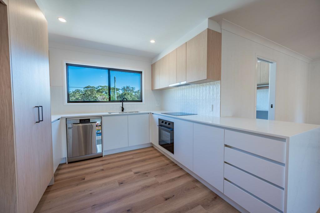 20 Roebuck Rd, Russell Island, QLD 4184