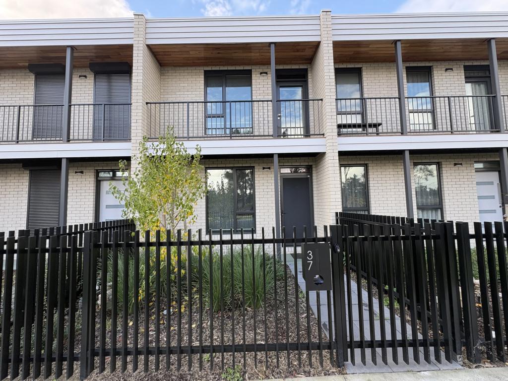 37 Ribbonwood Cres, Sunshine North, VIC 3020