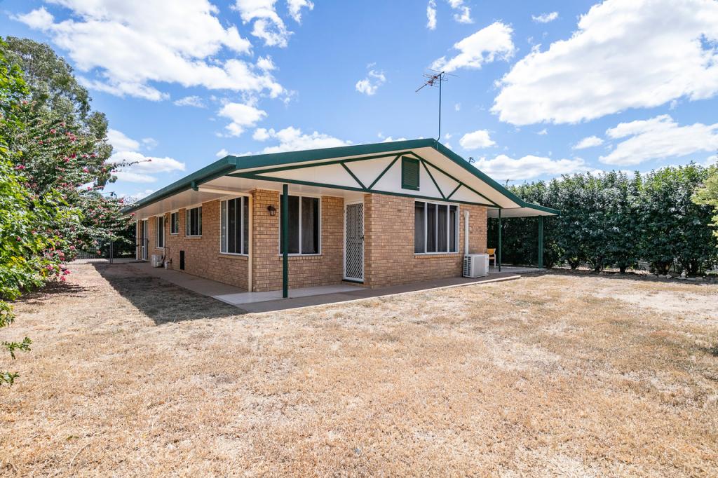 45 Staal Cres, Emerald, QLD 4720